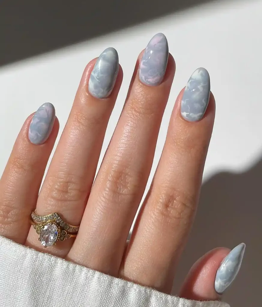 Cloud Art summer gel nail