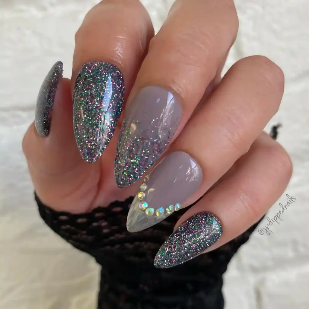 Gray Mani