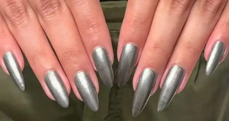 Best Silver Nail Colors