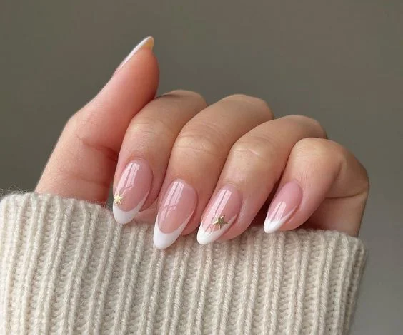 Basic French Tips Nude Nails