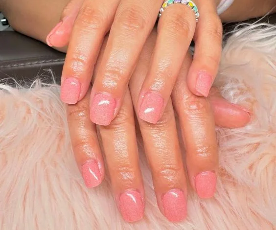 Boxy Pink Glitters Nails