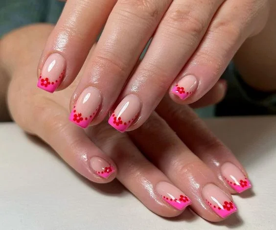 Floral Pink Nails Tips