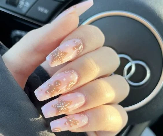 Gingerbread Nude Nails