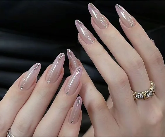 Korean Crystal Nude Nails