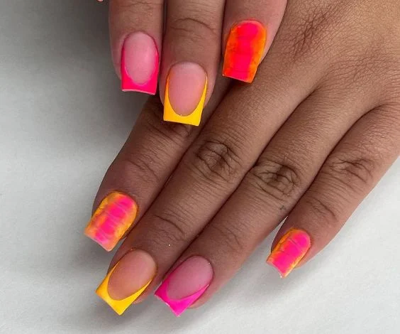  Neon Pink Nails