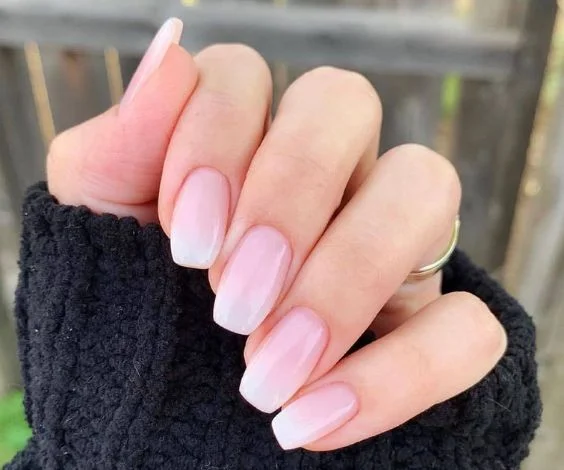 Subtle Ombre Pink Nails