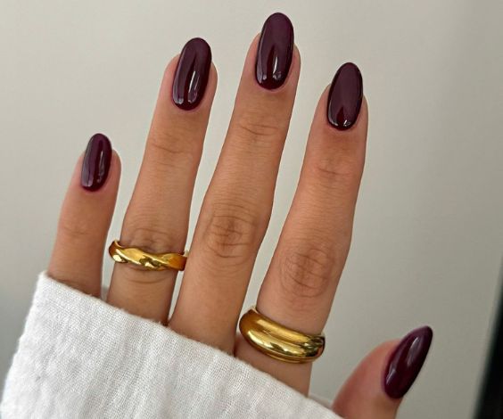 Classic burgundy nail nail color for a bold winter look