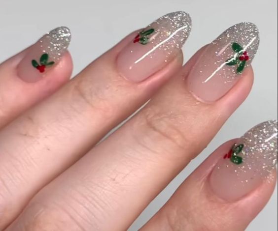  Icy glitter ombre dip nails for a glamorous winter style